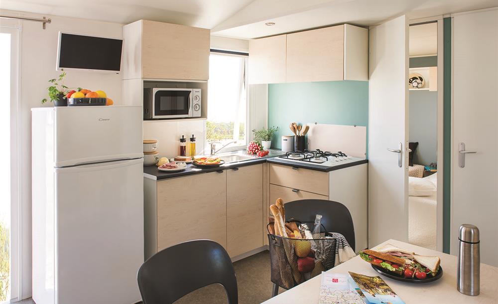 Kitchen of Mobile-home (3 rooms) at Camping du Futur